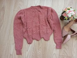 Вкорочений пухнастий светр з намистинами, S