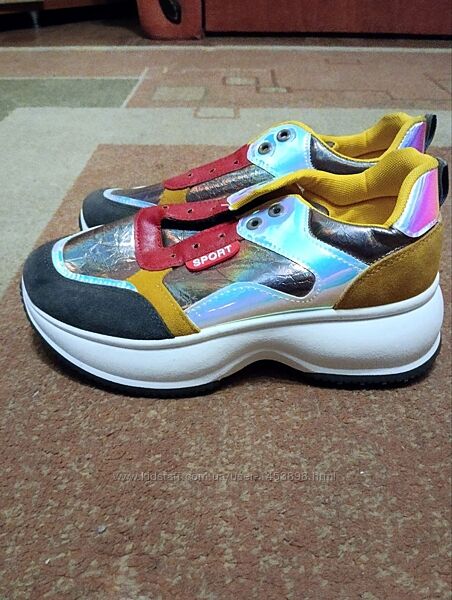 Трендовые кроссовки на высокой подошве, 39 размер 24,5/25 см