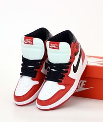 Мужские кроссовки Nike Air Jordan. White Red