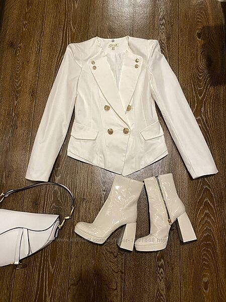 Нереально крутий стильний піджак, жакет фірми chloe xs