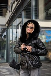 Зимняя модная куртка с капюшоном Mila Nova. Зимова модна куртка з капюшоном