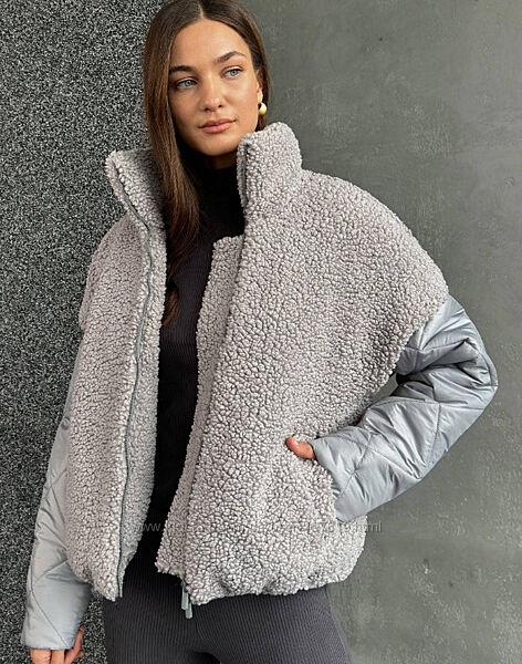 Стильная меховая куртка оверсайз. Стильна хутряна куртка оверсайз. 