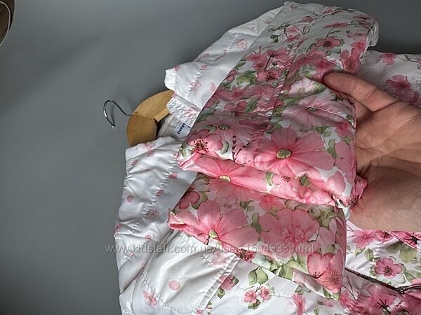 Нова легка курточка на дівчинку 7 років mayoral