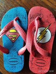 Нові шльопанці , стелька 18 см