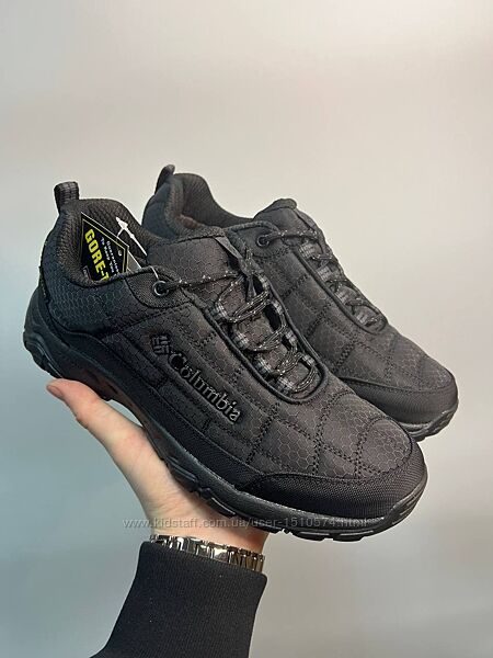 р.41 Кроссовки зима Columbia Waterproof Low Total Black CL010