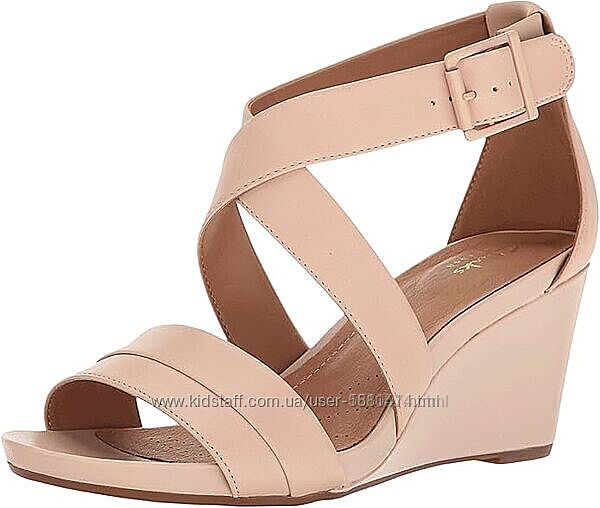 р.40 Clarks   кожаные босоножки оригинал