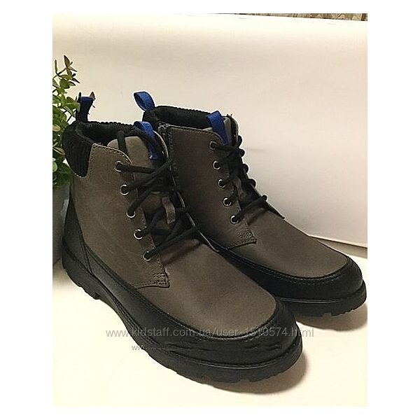 р.37.5 Clarks женские  кожаные демисезонные ботинки