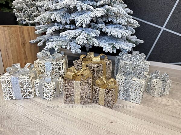 Набор декоративных подарков с подсветкой LED.