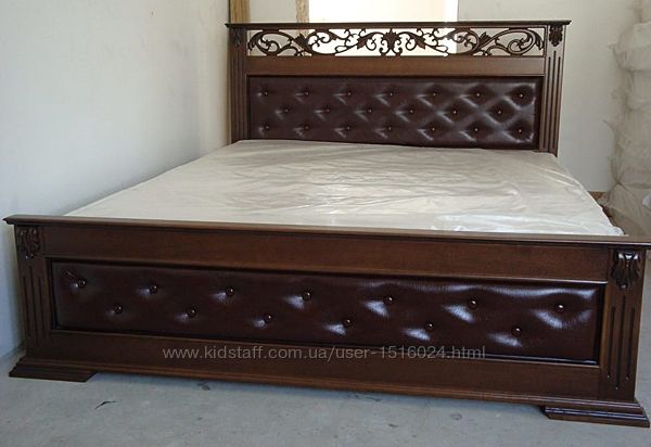 Деревянная кровать Лорен с тканью