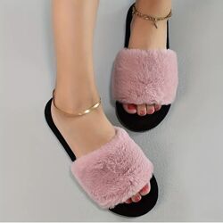 Домашні жіночі капці