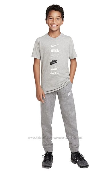 Крутецька футболка Nike 