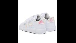 Ульотні кросівки Adidas Grand Court 2 
