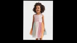 Неймовірно ефектна сукня з мерехтінням H&M