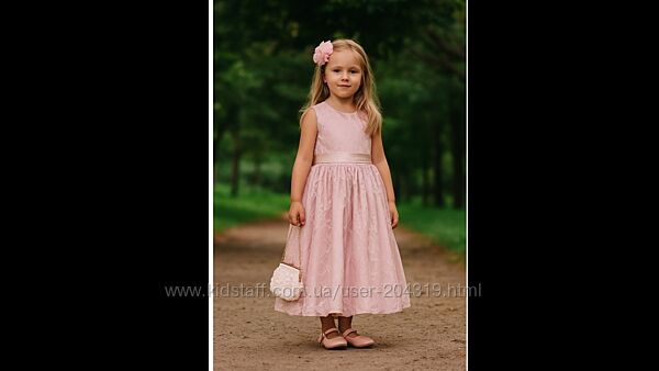 Ефектна вишукана сукня Visara