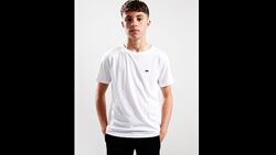 Крута футболка Lacoste