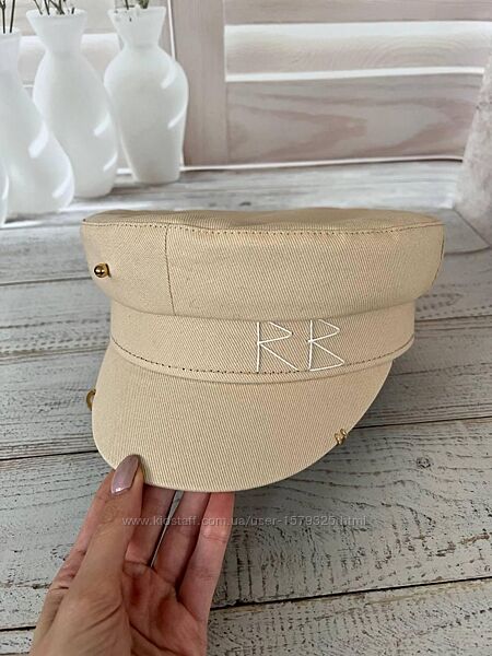 Стильне бежеве кепі з пірсингом у стилі rb, кепі ruslan baginskiy