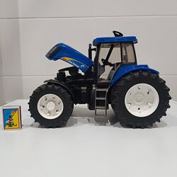 Синій трактор Bruder. Машинка для хлопчика. Велика іграшка. Німеччина