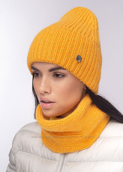 Комплект шапка та снуд jolie
