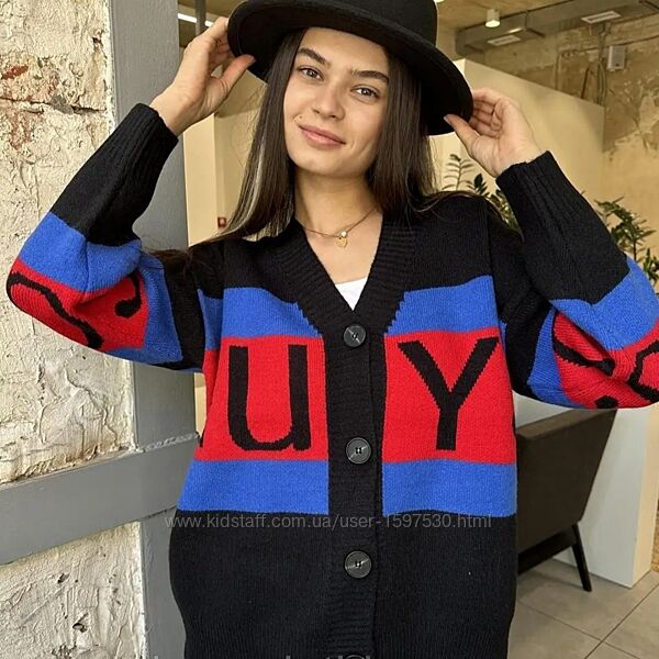 Жіночий кардиган