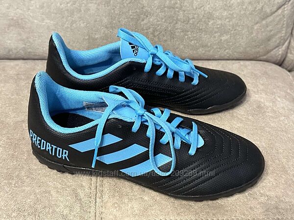 Сороконіжки adidas для футболу, 37.5р