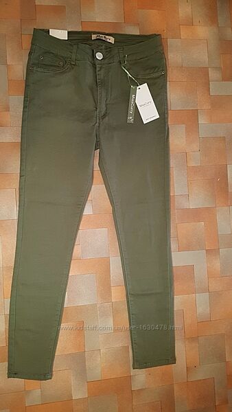 Шикарные джинсы стрейч, модный цвет хаки 31 р-р