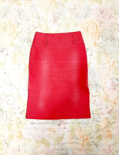 Стильная юбка прямая женская розовая коралловая разрезы в швах бренд ekim 
