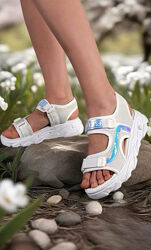  Босоножки женские белые на липучках Б1675