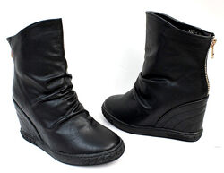 Ботильйони жіночі чорні на танкетці Д455 Уцінка читайте опис