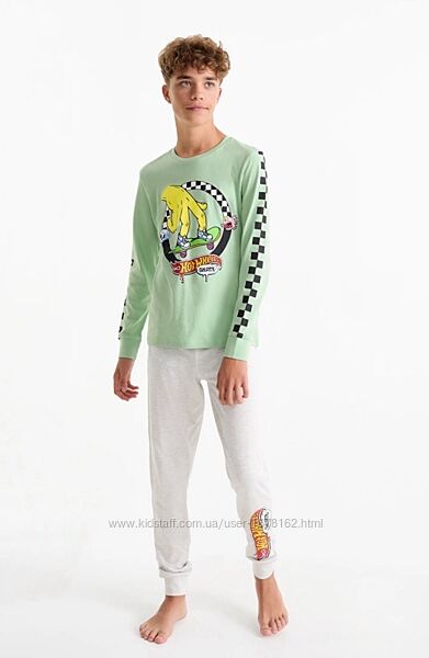 Пижама 152р c&a