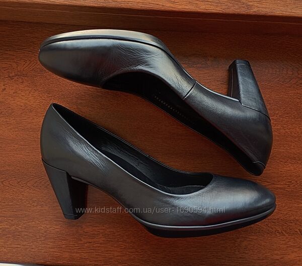 Туфлі ecco shape 55 plateau 268003 оригінал нові натуральна шкіра р.38