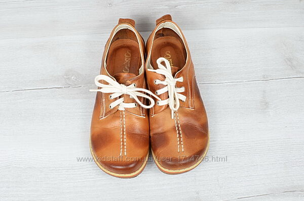 Дуже красиві шкіряні туфлі