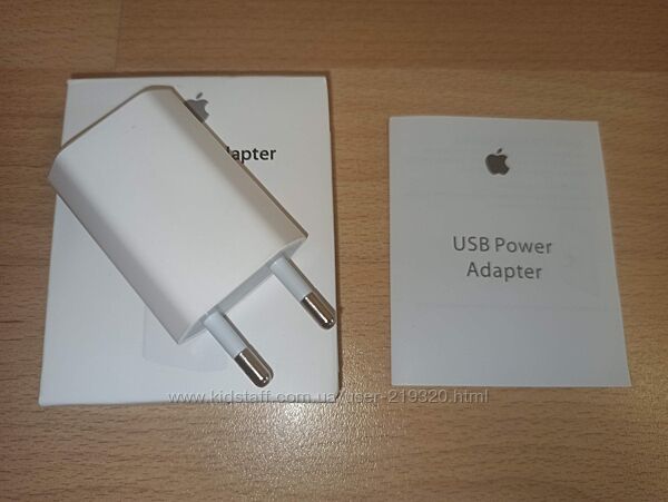 Оригинальное сетевое зарядное устройство Apple iPhone 5W USB  MD813ZM/A