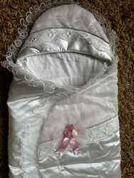 Конверт для новонародженої дівчинки.