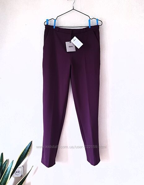 Новые текстурированные зауженные стречевые  брюки с карманами  марсал asos 
