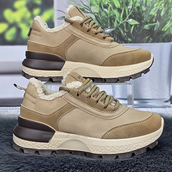 Женские зимние кроссовки Gipanis бежевые с искусственным мехом тедди 8171