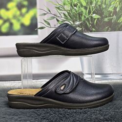 Тапочки женские для дома Inblu темно-синие эко-кожа на танкетке 8228