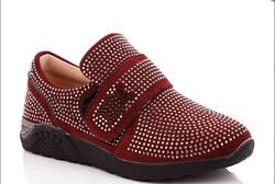 Туфли для девочек  спортивный стиль