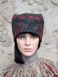 зимова шапочка Ярослава - овеча вовна, ручна робота 