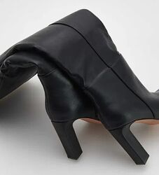 Стильные сапоги трубы 36 размер