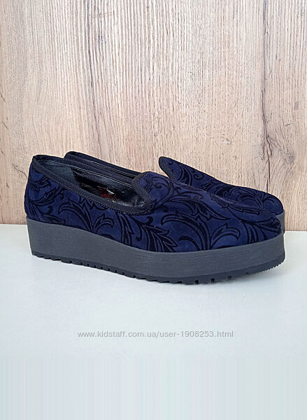 Нові італійські балетки, замшеві туфлі, сині сліпони на вузьку ногу, р. 37