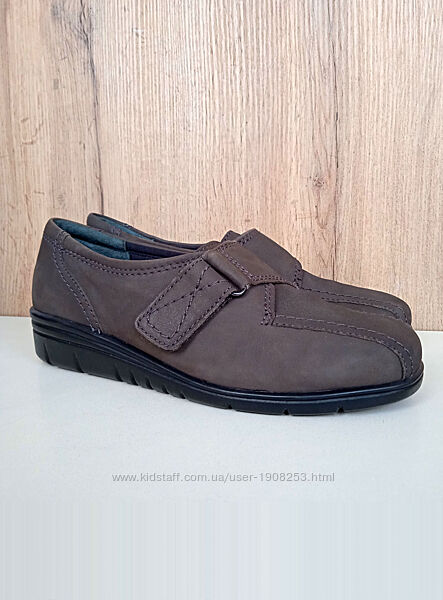 Німецькі шкіряні туфлі, демі лофери жіночі нубук, на широку ногу, осінь 38