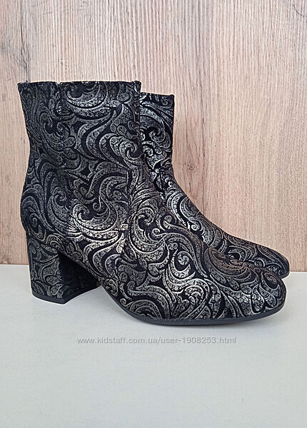 Нові італійські замшеві ботильйони, жіночі демі черевики, чоботи, осінь, 38