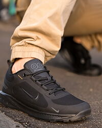 Чоловічі термо кросівки демі чорного кольору 41-46