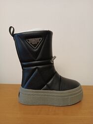 Чоботи для дівчинки