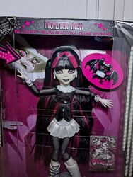 Draculaura Reel Drama Monster High Дракулаура
