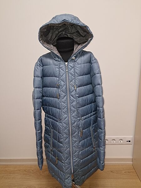 Демісезонна жіноча курточка, розмір М