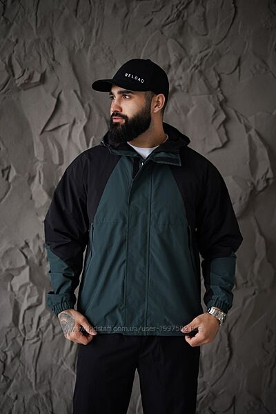 Чоловіча вітровка куртка