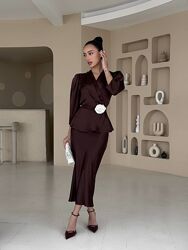 Вечірній костюм шовковий зі спідницею максі з блузою з довгим рукавом