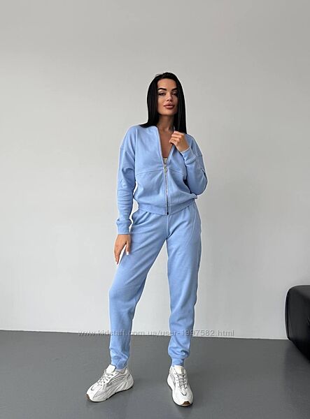 Жіночий спортивний костюм весна осінь демісезонний