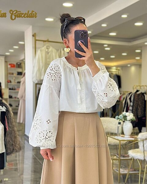 Жіноча вишиванка сучасна мережка блуза вишита сорочка біла з мереживом